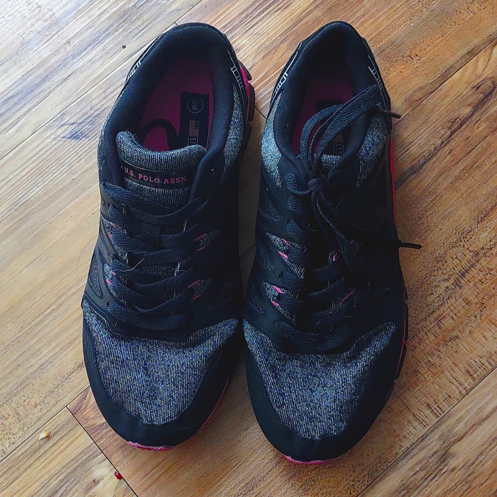 Women's US POLO ASSN sneakers size 6